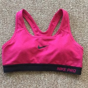 Nike Pro Sports Bra